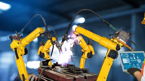 Industrial Robot Arms Explained: Types, Applications, Programming, Automation Technologies and Manufacturing Systems