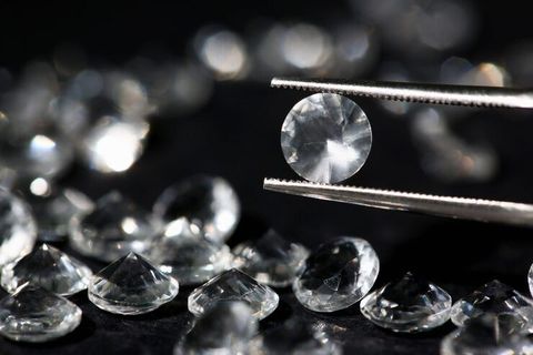 Lab-Grown Diamonds Explained: Diamond Types, Creation Methods, Cuts, Shapes, Quality, Certification and Jewelry Applications