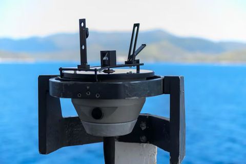 Marine Navigation Equipment Explained: Advanced Maritime Technologies and Vessel Applications