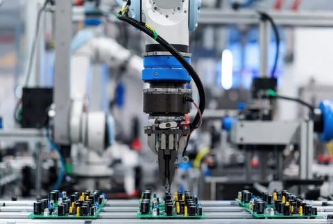 Electric Grid Systems Explained: Grid Technologies, Power Distribution, Automation, Smart Grids and Industrial Applications