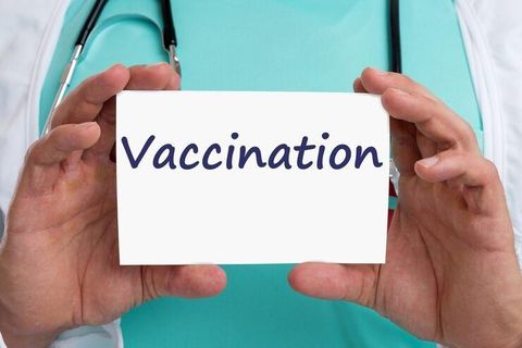 Vaccine Guidelines Explained: Adult Immunization Schedules, Recommended Vaccines, Booster Doses and Age-Based Recommendations