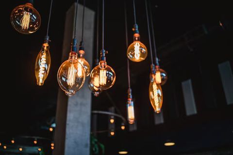 LED Lighting Explained: Manufacturing Processes, Energy Efficient Technologies, Smart Lighting Systems, Suppliers and Commercial Applications