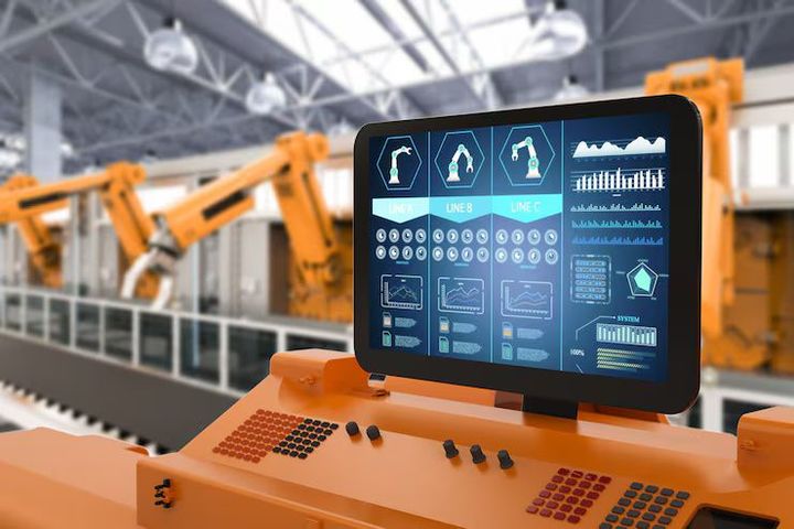 Manufacturing ERP Systems Explained: Enterprise Software, Production Management and Smart Factory Applications