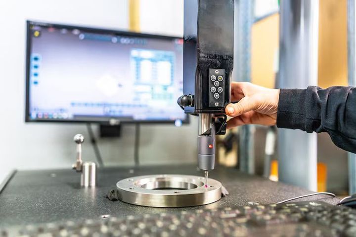 CMM Machines Explained: Coordinate Measuring Technologies, Precision Inspection Systems, Global Manufacturers, Suppliers and Industrial Applications