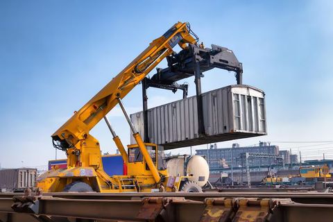 Industrial Container Rotators Explained: Material Handling Technologies, Manufacturing Systems, Global Suppliers and Industrial Applications